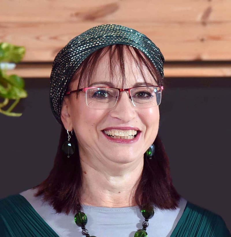 ד"ר יעל במברגר