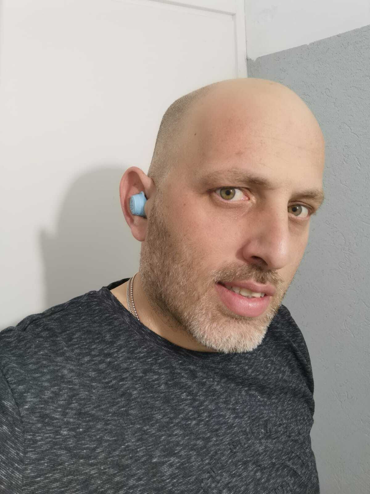 ביקורת: בדקנו: אוזניות ספורט TWS מדגם Bang and Olufsen Beoplay E8 Sport