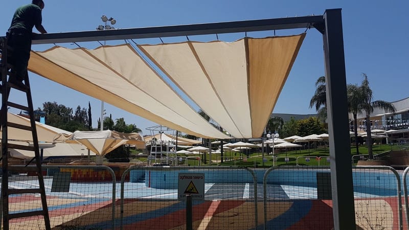 פארק המים יבנה