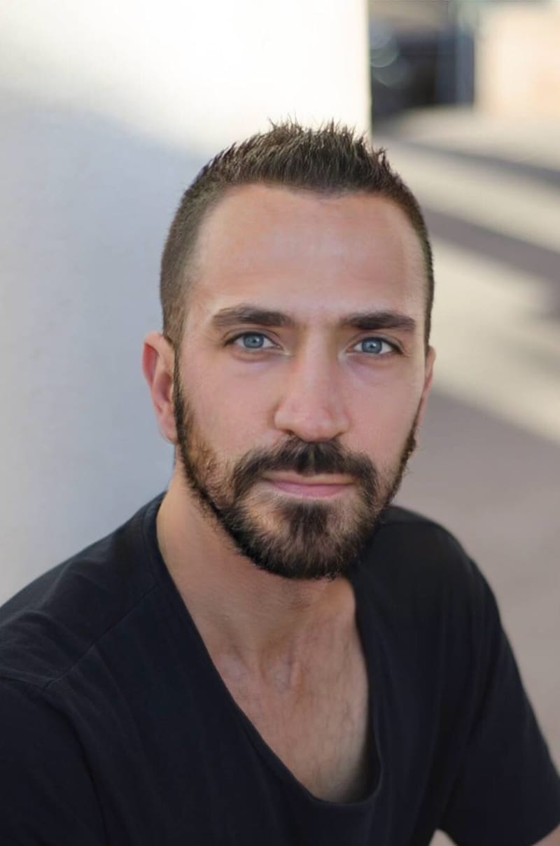 דר' יניב שנהב